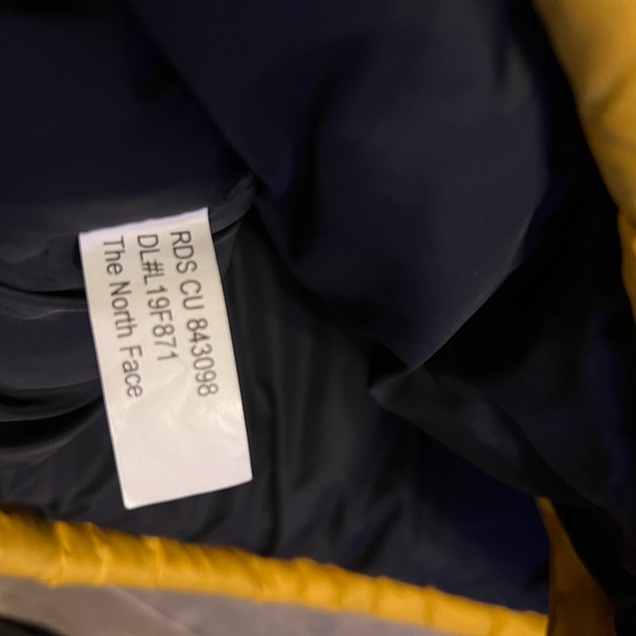 The North Face 1996 Retro Nuptse Puffer Vest - Picture 8 of 8